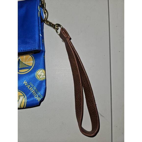 NWT! FOCO NBA Golden State Warriors Womens Repeat Logo Crossbody Wristlet - Picture 5 of 13
